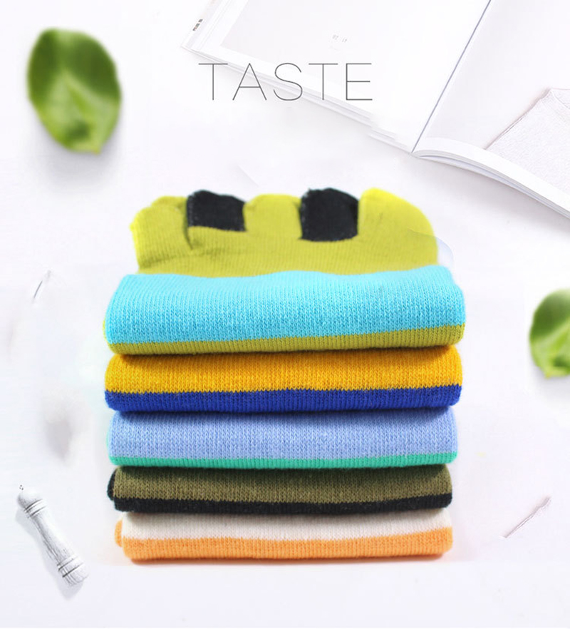 1/5 Pairs Men Colorful Stripe  - Toe Sock Split recension och pris